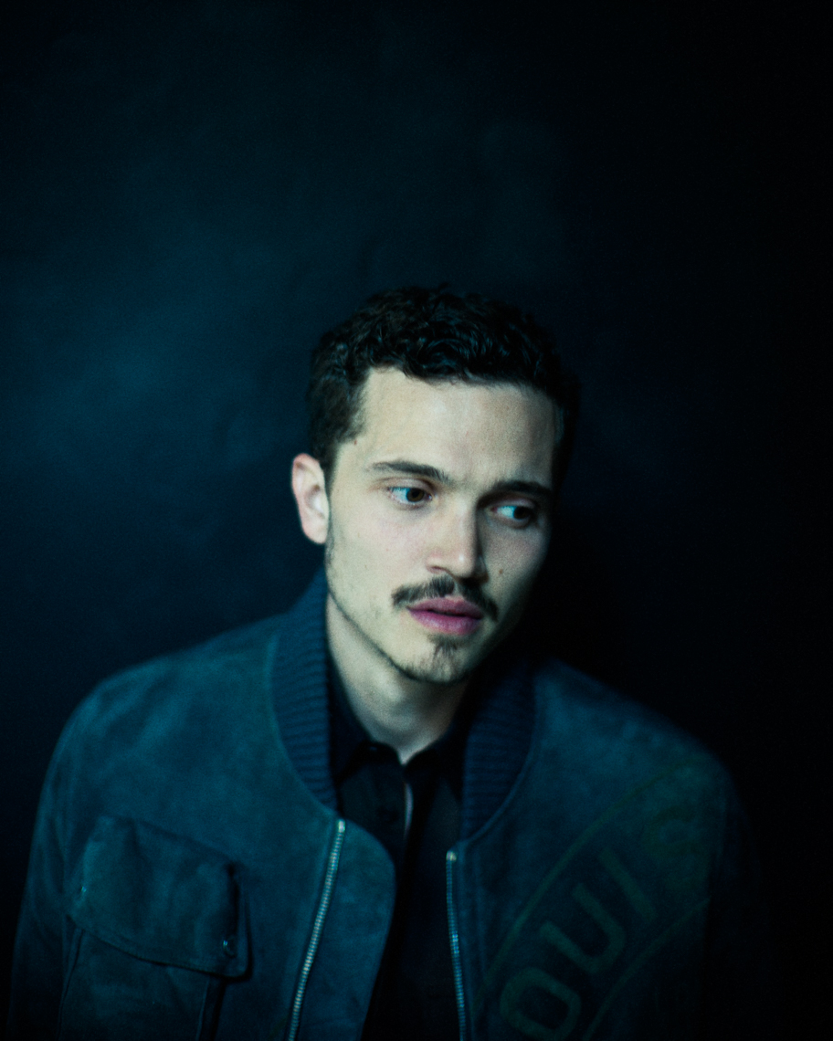 020_karl-glusman_ioulex_3051776-portrait1